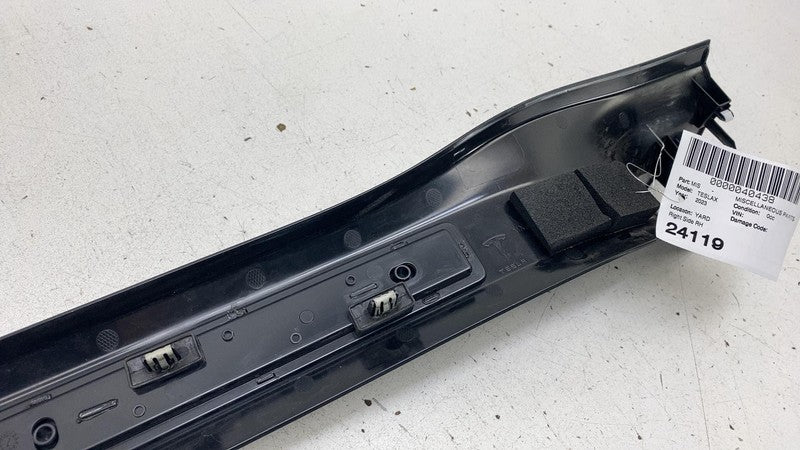 ⭕ 2021-2023 Tesla Model X Front Right Door Lower Sill Scuff Plate Trim