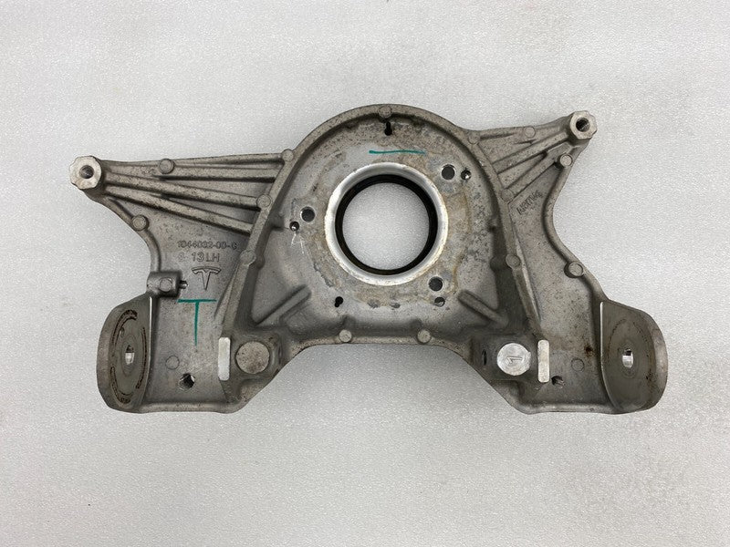 104437100D ⭕ 20-24 Model Y MY Front Driver Side Upper Strut Mount Bracket Left 1044371-00-D