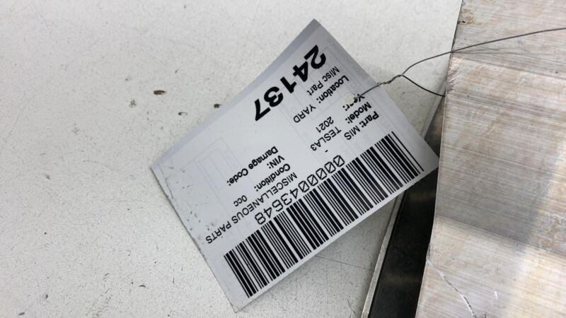 153048499B ⭕ 17-23 Model 3 Rear Bumper Beam Extrusion Reinforcement Impact Bar 1530484-99-B