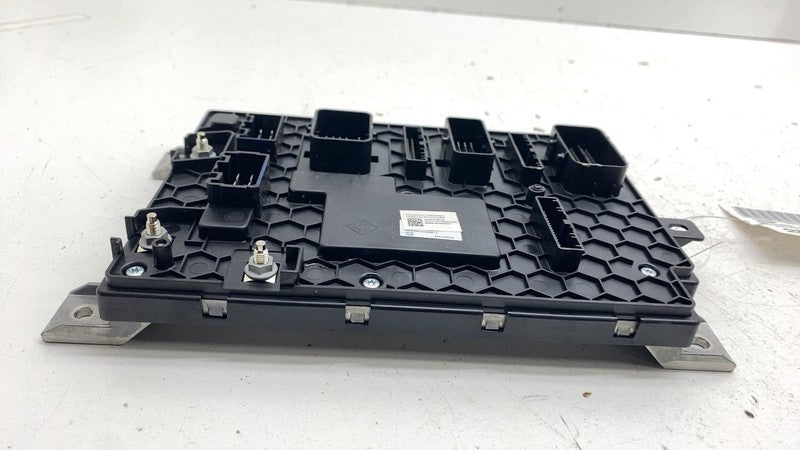 C100392686K ⭕ 2025 Rivian R1S East Zone Computer Controller Control Module Unit C100392686-K
