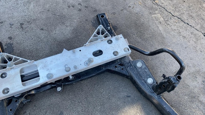 ⭕ 2017-2024 Chrysler Pacifica Front Undercarriage Subframe Crossmember Cradle