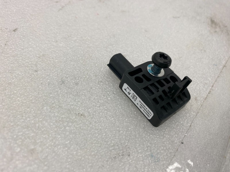 100527400B ⭕12-20 Model S Front Left or Right Acceleration Crash Impact Sensor 1005274-00-B