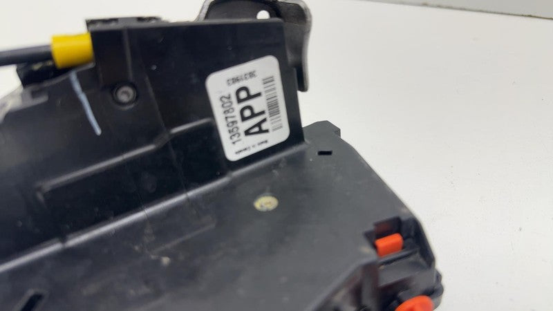 ⭕ 2014-2019 Chevrolet Silverado 1500 Rear Left Exterior Door Handle w/ Actuator