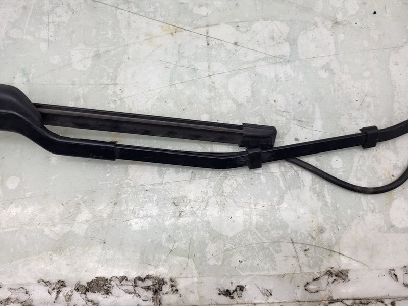 107672900C ⭕ 2017-2022 Tesla Model 3 Front Windshield Wiper Arm & Blade Right 1076729-00-C