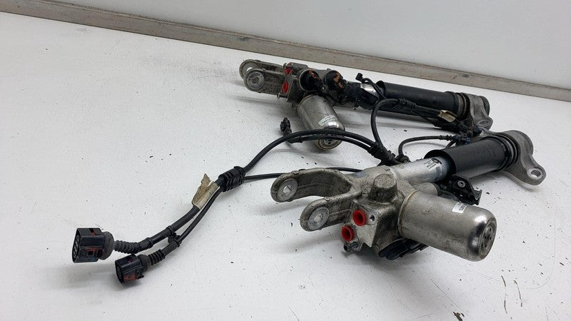 2022-2024 Rivian R1S Rear Left & Right Air Suspension Shock Absorber Strut AWD