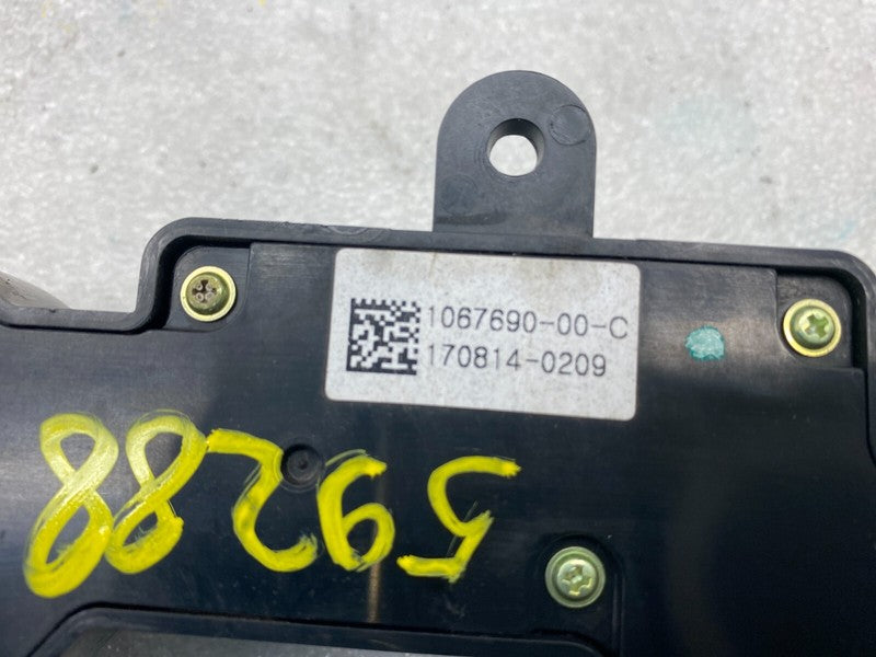 1067690 00 C ⭕16-20 Model S X Front Driver Side 1st Row Seat Control Switch Left 1067690-00-C