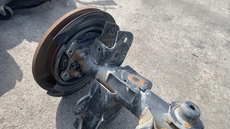 ⭕ 2016-2018 Jeep Wrangler Rear Axle Differential 3.21 Ratio AWD (BENT MOUNT)