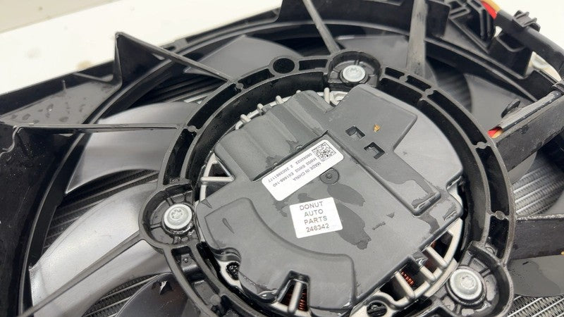 31686169 ⭕2021-2023 Polestar 2 Front Radiator w/ Active Air Shutter & Fan Shroud 31686169