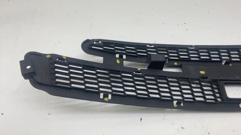 103821100A 2012-2015 Tesla Model S MS Front Bumper Lower Grille Mesh Assembly 1038211-00-A