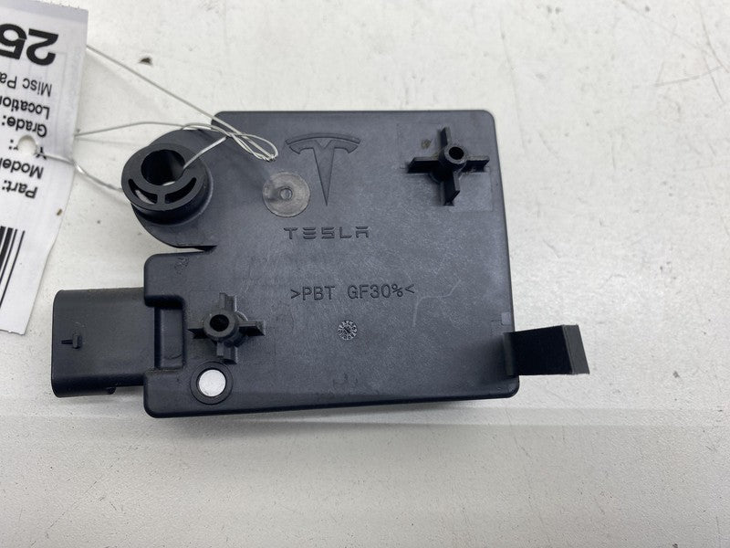 ⭕ 17-23 Tesla Model 3 Rear Bumper BCM Computer Body Control Module 109