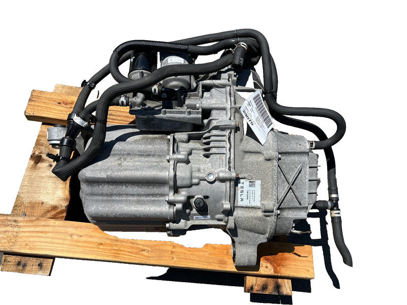 ⭕ 20-21 Tesla Model S X Electric Engine Motor Rear Small Drive Unit 10