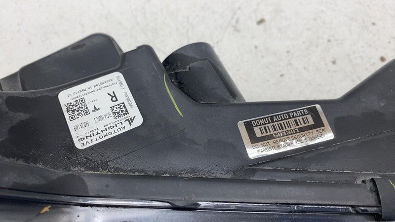 ⭕ 17-23 Model 3 M3 Front Right Foglamp Turn Signal Base Fog Light 1077