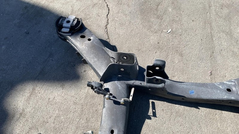 2016-2019 Mercedes-Benz GLE350 Rear Subframe Crossmember Cradle RWD Assembbly