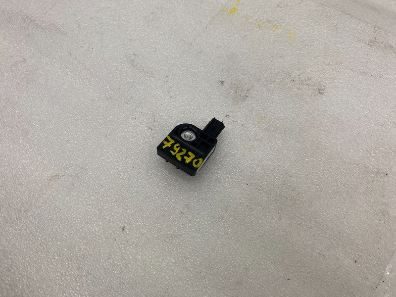 100527400B ⭕12-20 Model S Front Left or Right Acceleration Crash Impact Sensor 1005274-00-B