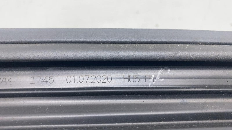 4KE 837 431 ⭕ 19-23 Audi E-Tron Quattro Front Left Door Window Glass Run Channel 4KE837431