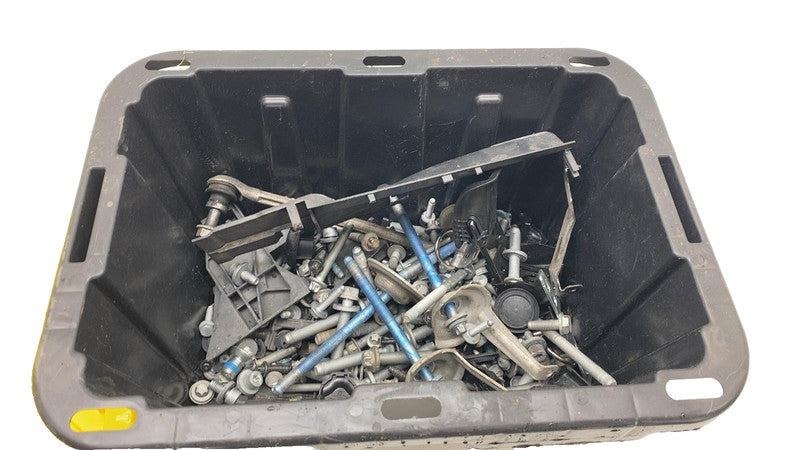 2014 Mercedes B-Class B200 Electric Drive SET of Bolt & Nut w/ Stabili