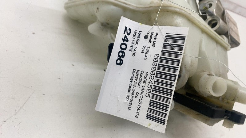 ⭕2017-2020 Model 3 Reservoir Superbottle Tank Chiller EXV Oil Fluid 10