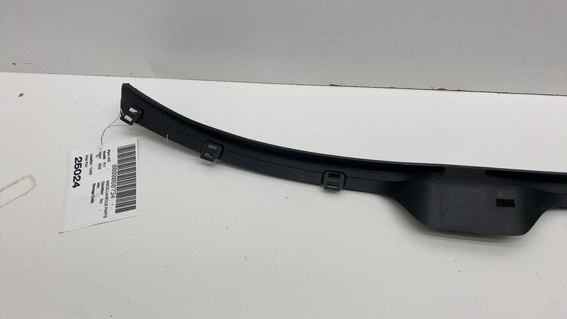 PT00028767 ⭕22-24 Rivian R1T R1S Front Hood Windshield Hider Flange Trim Molding PT00028767