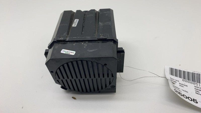 VG262265906 2017-2023 BMW 530e G30 Hybrid Sound Generator Speaker Plastic Black Assembly OEM