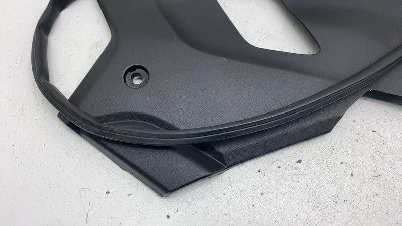 ⭕ 2017-2023 BMW 540i Front Right Upper Engine Bay Compartment Cover OE