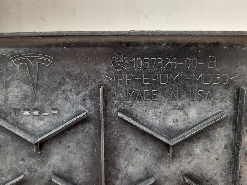 105732600B ⭕ 16-20 Model S Rear Bumper Aero Shield Cover Under Body Diffuser 1057326-00-B