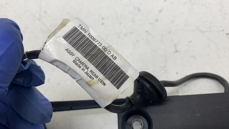 100677300D ⭕ 12-15 Model S MS Rear View Backup Camera w/ Liftgate Trim Molding 1006773-00-D