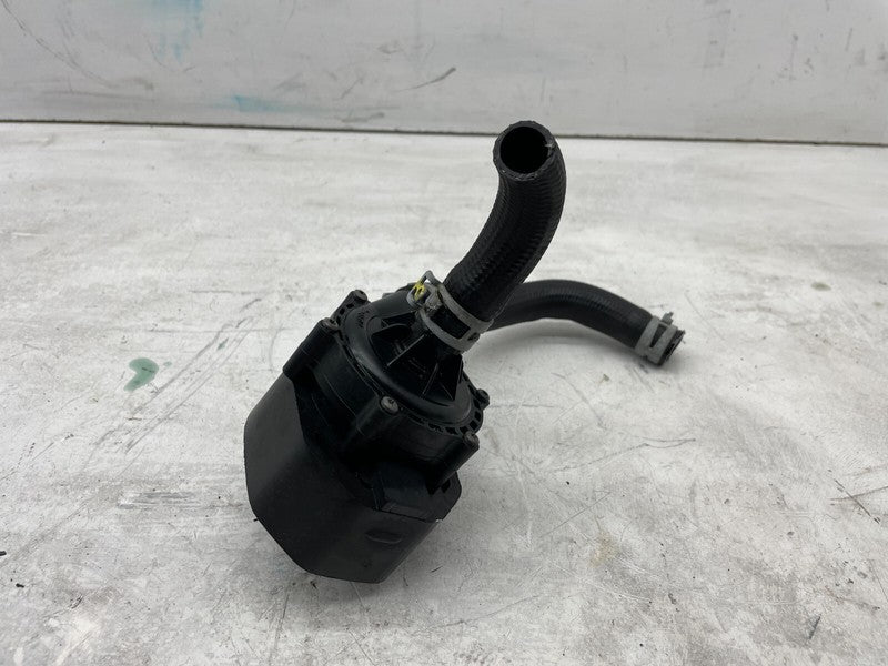 1035348 00 F ⭕ 16-20 Tesla Model S X Cooling System Auxiliary Water Coolant Pump 1035348-00-F