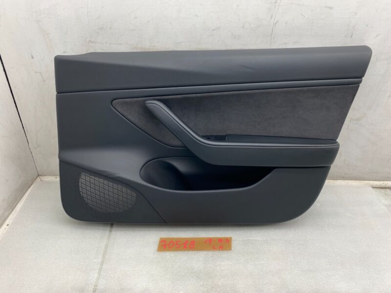 109041101J 2017-2020 Tesla Model 3 Front Passenger Side Interior Door Panel Trim Card Right