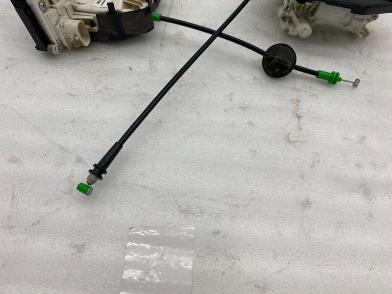 1112063 00 B 2016 2017 2018 2019 2020 Tesla Model X MX Front Left Door Lock with Actuator OEM