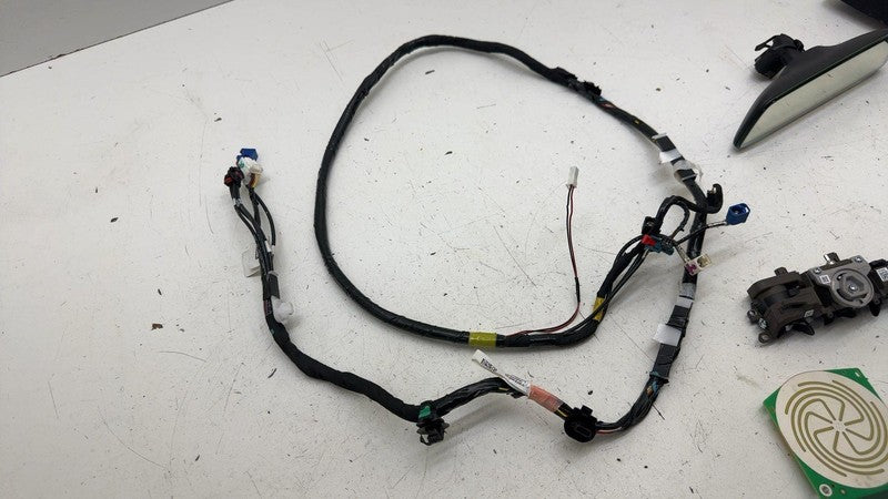 1897317-00-B ⭕ 24 25 Tesla Model 3 Electrochromatic Windshield Camera w/ Harness 1762853-00-C