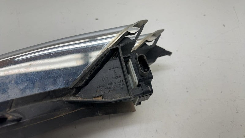 105785100I ⭕ 16-20 Tesla Model S Front Left Bumper Air Shutter Active Louver 1057851-00-I