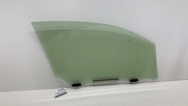 ⭕ 2018-2022 Toyota C-HR Front Left Driver Side Door Window Glass (Scratched)