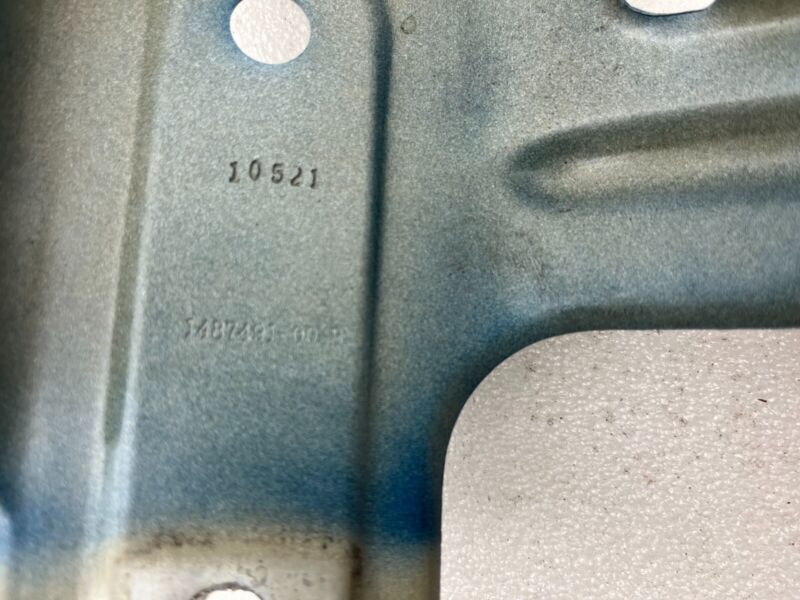 148749100B ⭕ 20-23 Model Y Front Driver Side Fender Support Mount Bracket Left 1487491-00-B