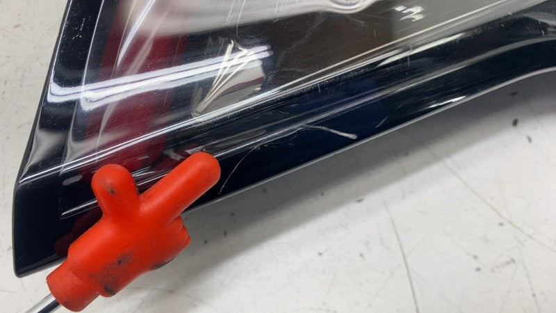 ⭕ 2017-2023 Model 3 Rear Right Inner Taillight LED Tail Lamp (3-Pin) R