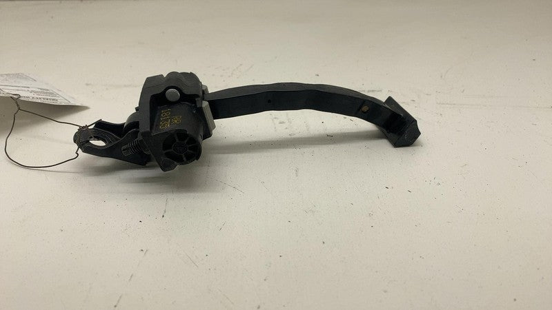 9509-B ⭕ 2017-2023 Tesla Model 3 M3 Rear Left or Right Door Brake Check Stopper LH=RH