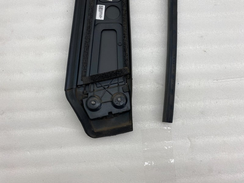 109231298F ⭕16-20 Tesla Model X Right B-Pillar Applique Trim Molding w/ Camera 1092312-98-F