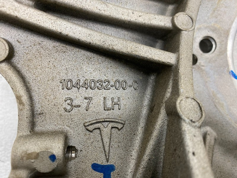 104437100D ⭕ 17-23 Model 3 Y Front Driver Side Upper Strut Mount Bracket Left 1044371-00-D