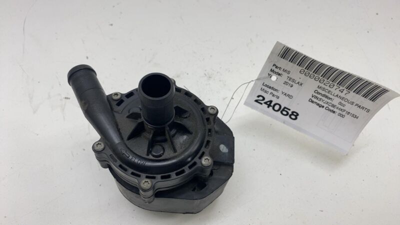 2016-2020 Tesla Model S X Cooling System Auxiliary Water Coolant Pump FWD Assy