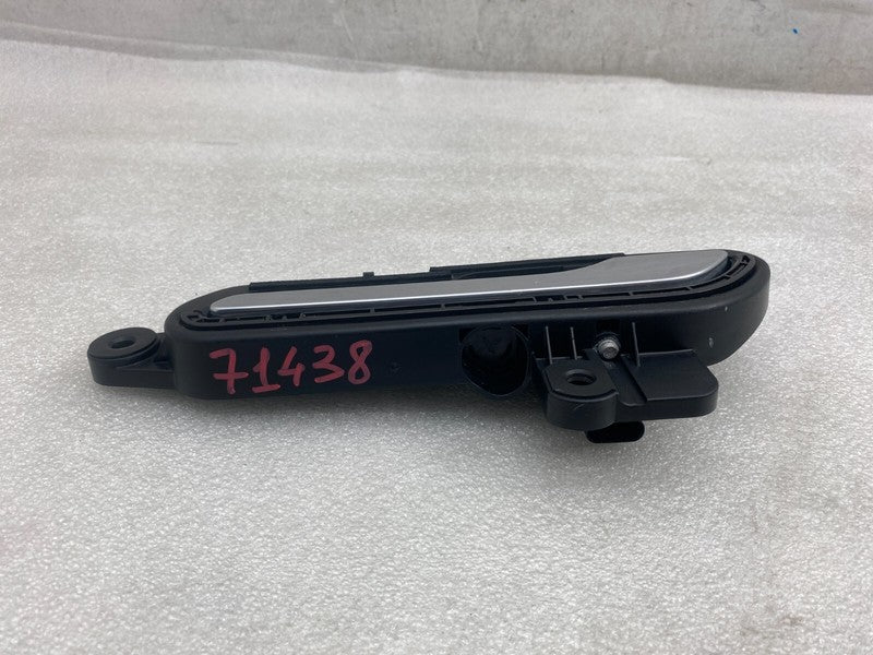 1081831-00-H ⭕ 17-20 Tesla Model 3 Front or Rear Left Exterior Door Handle Outer 1081831-00-H