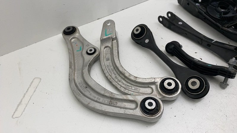 Knee Assembly VOLKSWAGEN ID4 Left 25