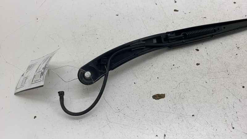 ⭕ 2022 Rivian EDV-700 Front Driver Side Windshield Wiper Arm Left OEM