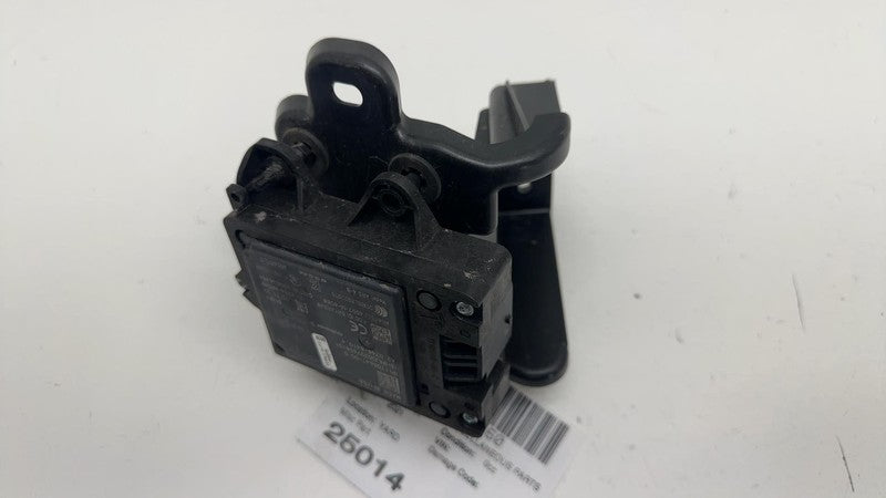 ⭕ 16-20 Tesla Model X Seven Pin Perpendicular Radar Sensor Module 1108