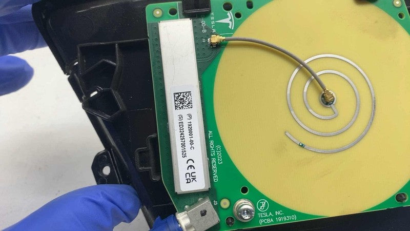 192000100C ⭕ 24-25 Tesla Model 3 Antenna GPS GNSS Rain Sensor Module w/ Cover 1920001-00-C