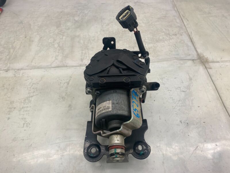 2012-2015 Tesla Model S Brake Servo Booster Vacuum Pump and Isolator w/ Bracket