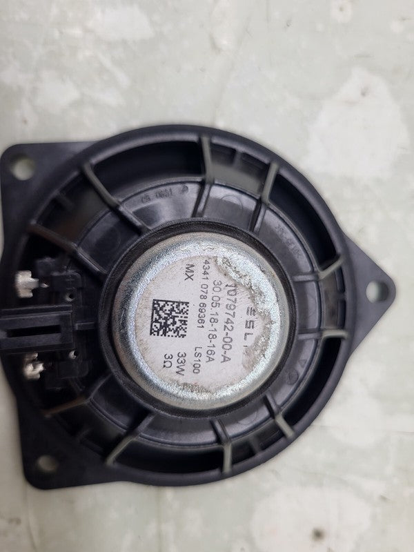 1079742 00 A ⭕ 2021-2024 Tesla Model S MS Audio System Speaker Full Range 100MM 1079742-00-A
