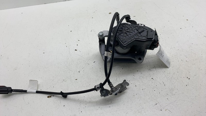 ⭕ 2025-2026 Tesla Model Y Rear Driver Side Caliper w/ Brake Line Hose