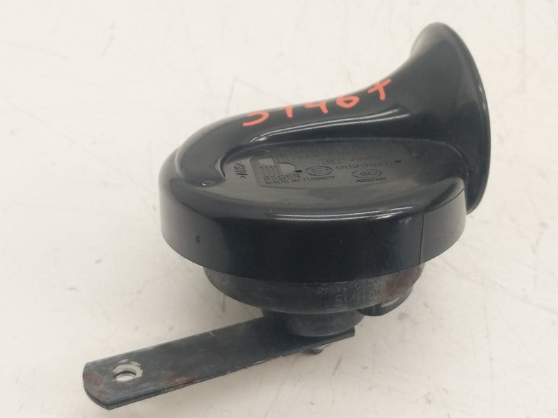 E1 0020046 ⭕ 2012-2020 Tesla Model S Seger Low Pitch Tone Horn 12V 410 Hertz w/ Bracket OEM