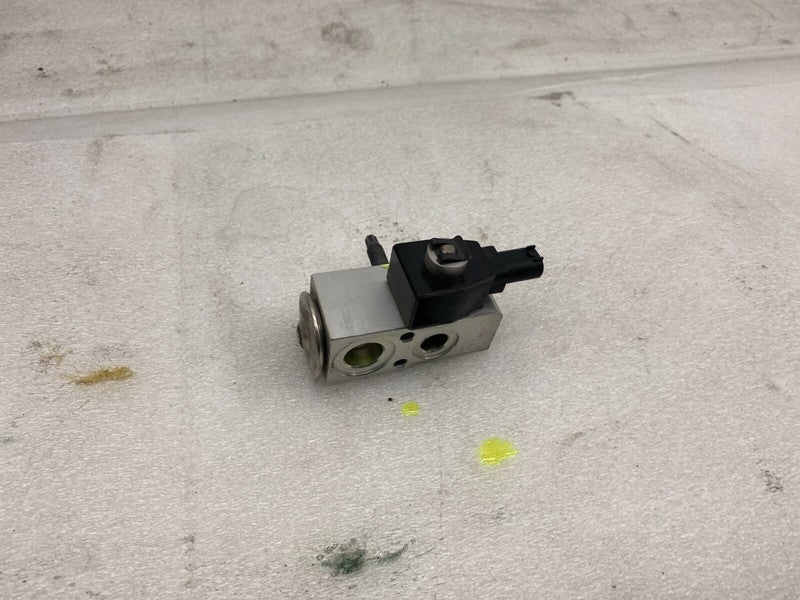 1101878 00 A ⭕ 17-22 Model 3 Air Conditioner HVAC Heater Core Valve Tube Sensor 1101878-00-A