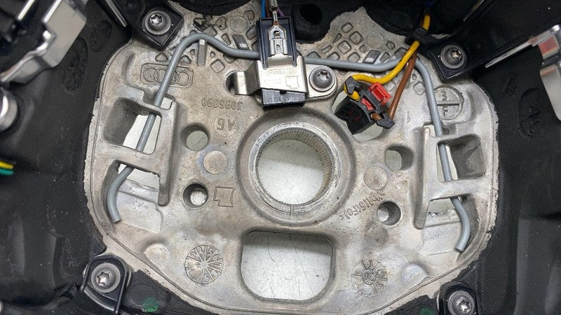 ⭕ 2021-2023 Audi E-Tron Steering Wheel with Switches and Bezel Cover 4N0419508A