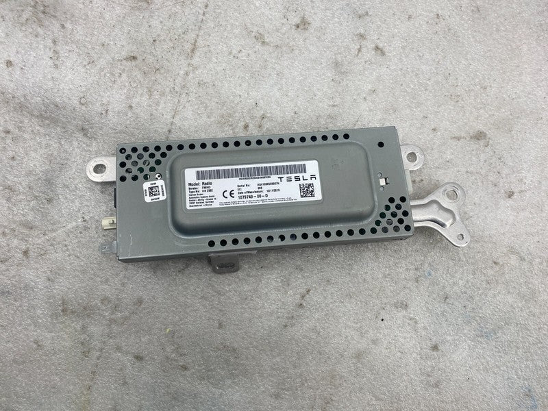 1079749 00 D ⭕ 2017-2023 Model 3 Harman Becker FM/HD Audio Radio Receiver Module 1079749-00-D